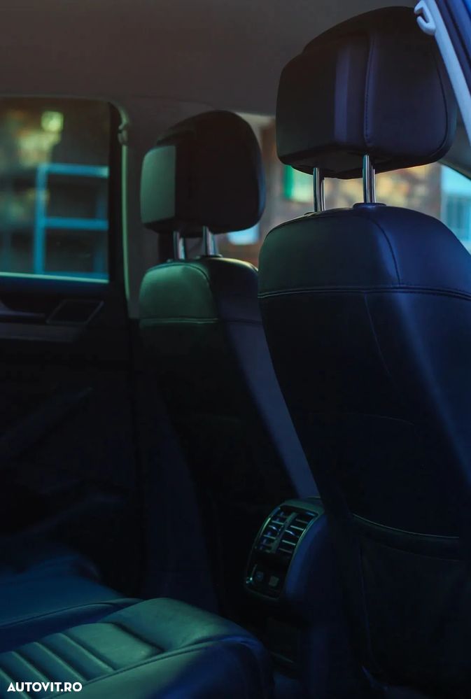 Volkswagen Passat Variant 1.8 TSI DSG Highline - 4