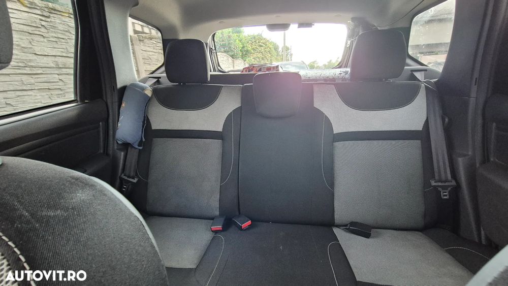 Dacia Duster 1.5 dCi 4x2 Laureate - 8