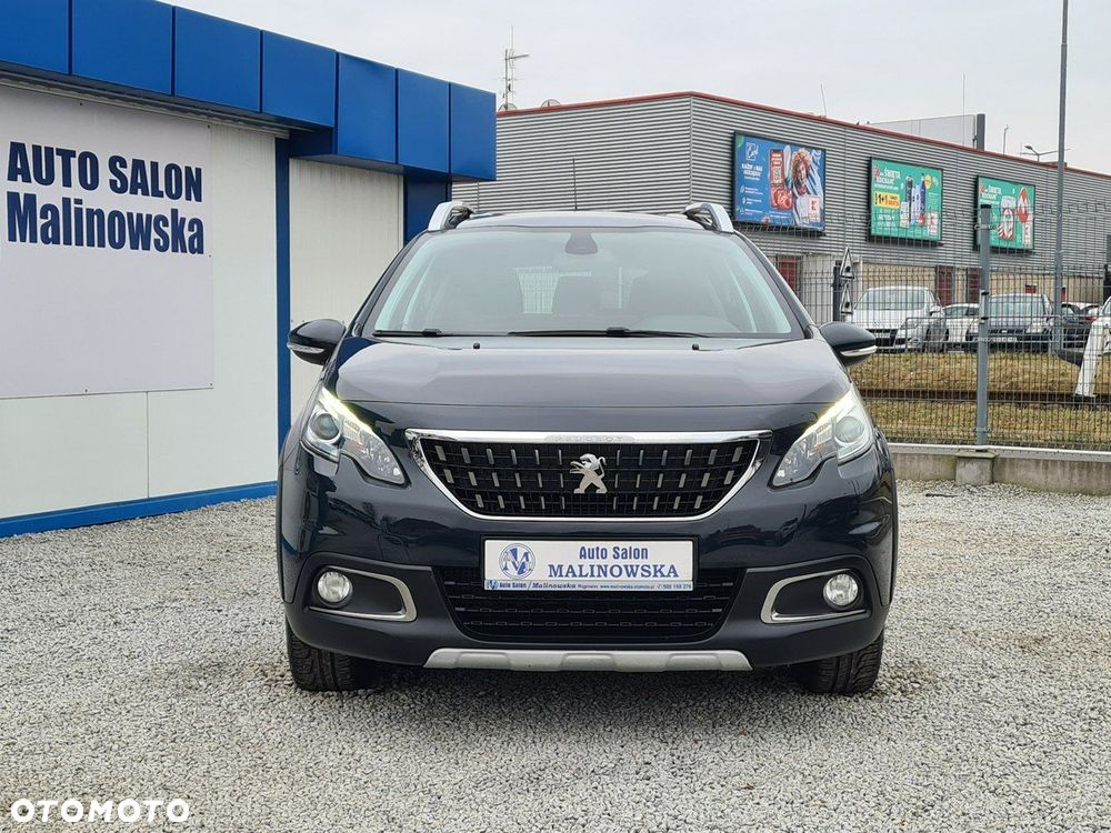 Peugeot 2008 1.2 Pure Tech GPF Signature S&S - 5