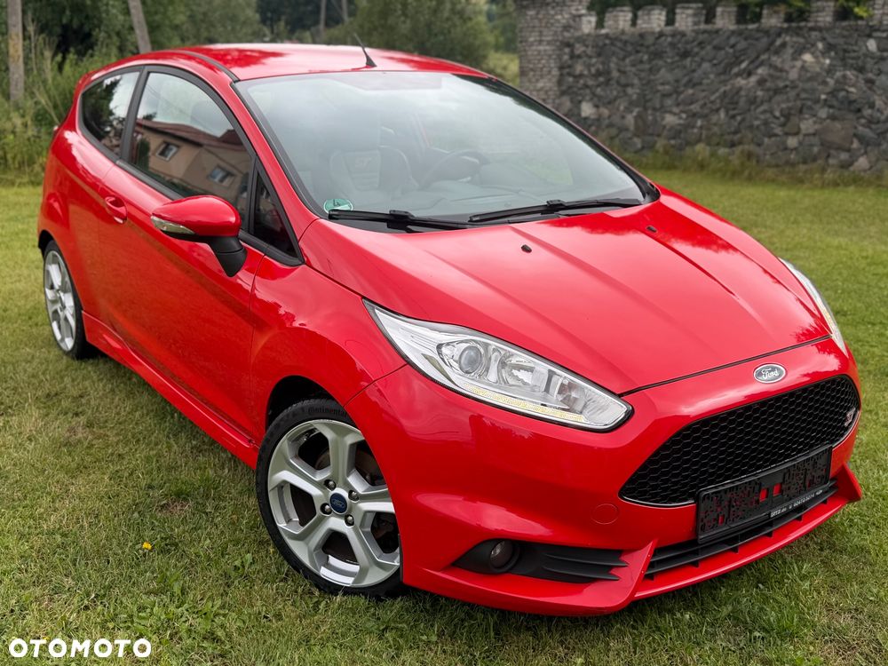 Ford Fiesta 1.6 EcoBoost ST - 4