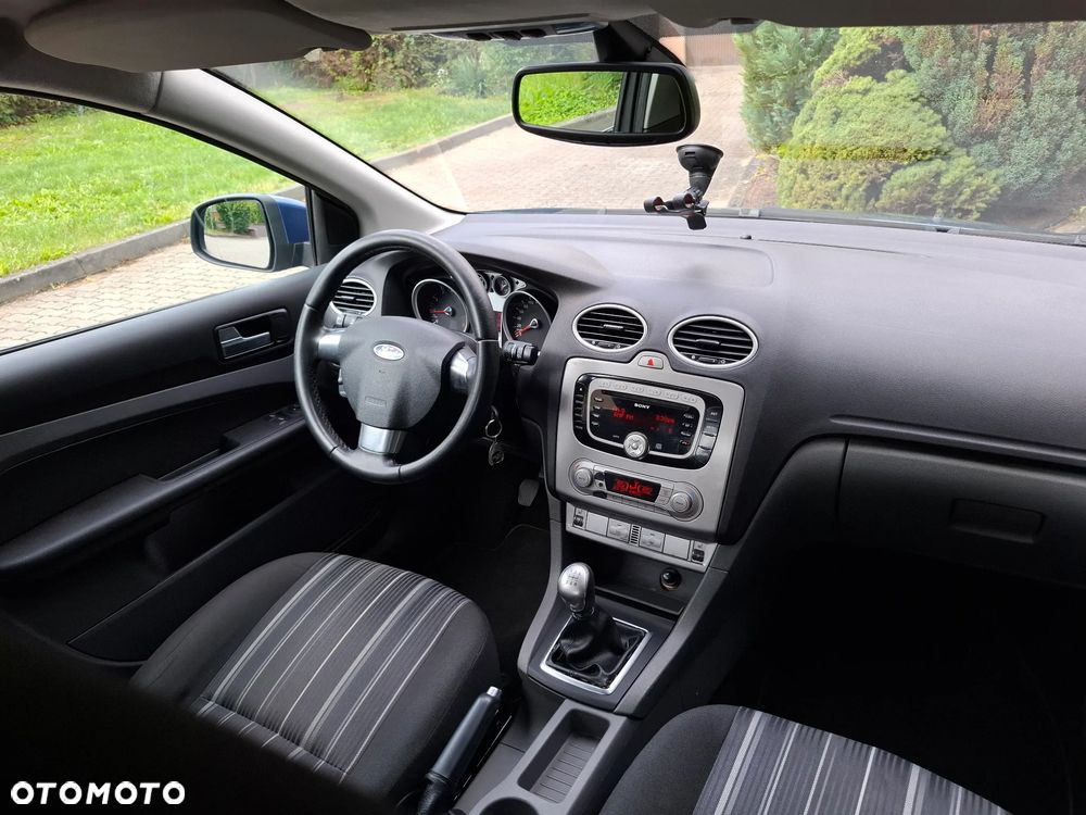 Ford Focus 1.6 Gold X - 17