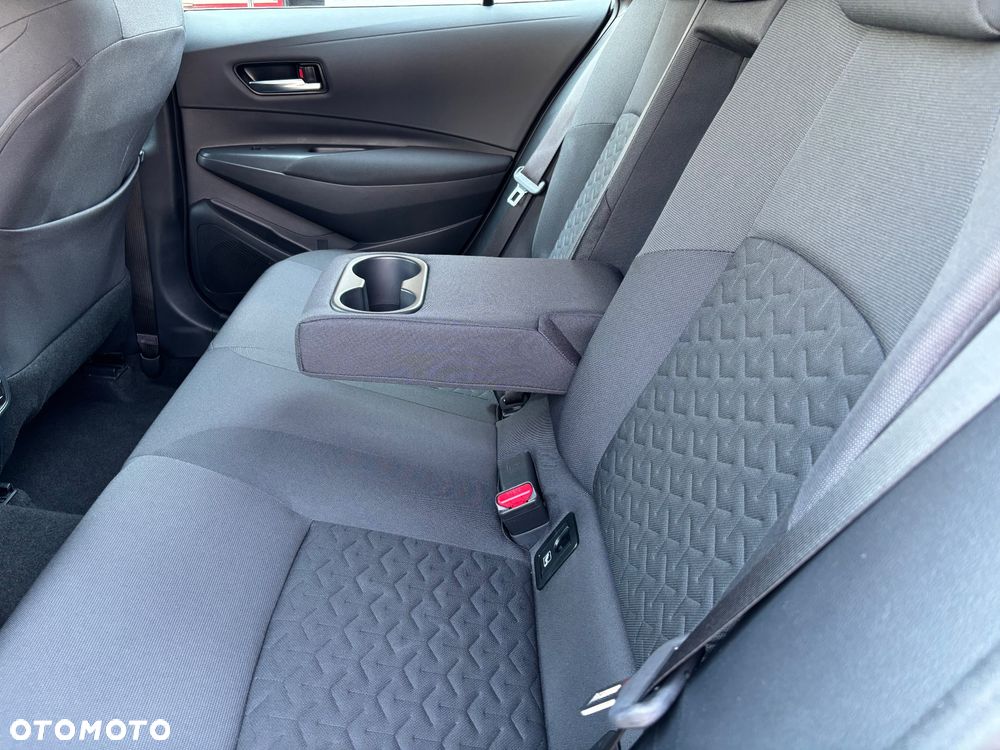 Toyota Corolla 1.8 Hybrid Comfort - 40