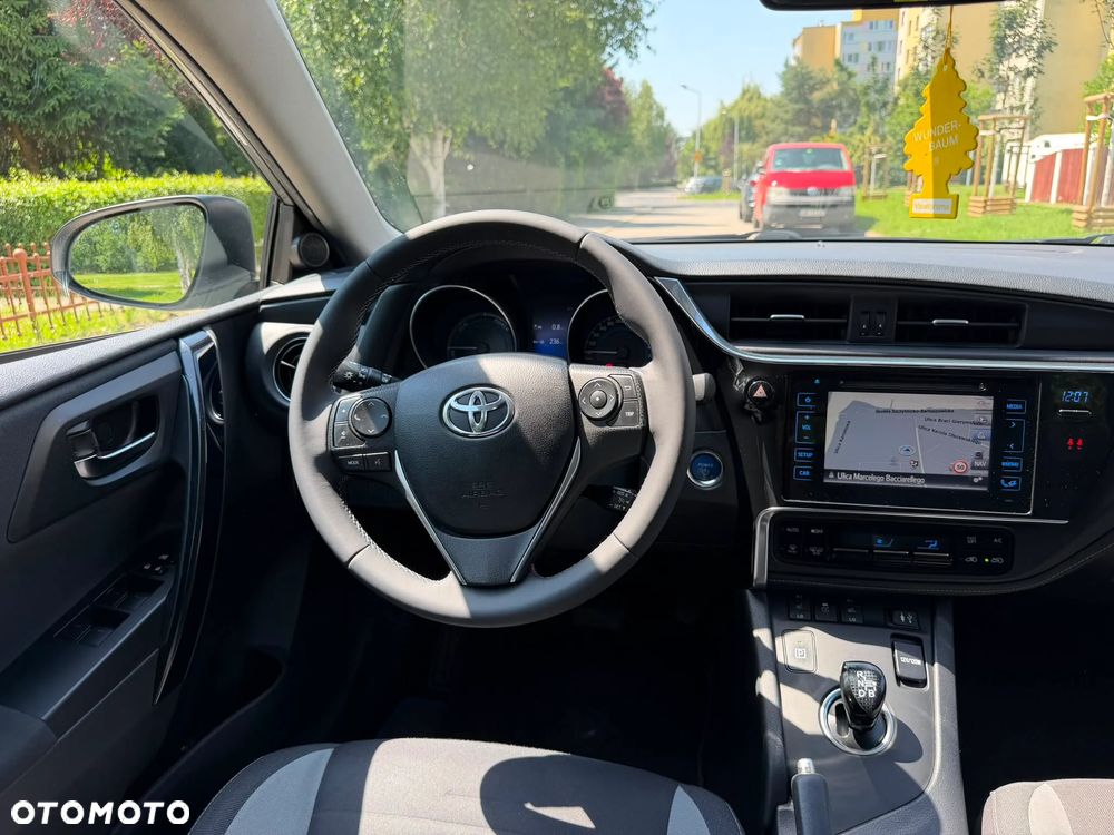 Toyota Auris - 9