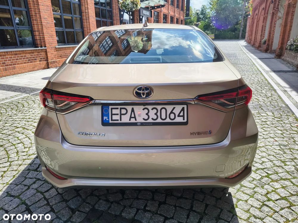 Toyota Corolla 1.8 Hybrid Comfort - 9