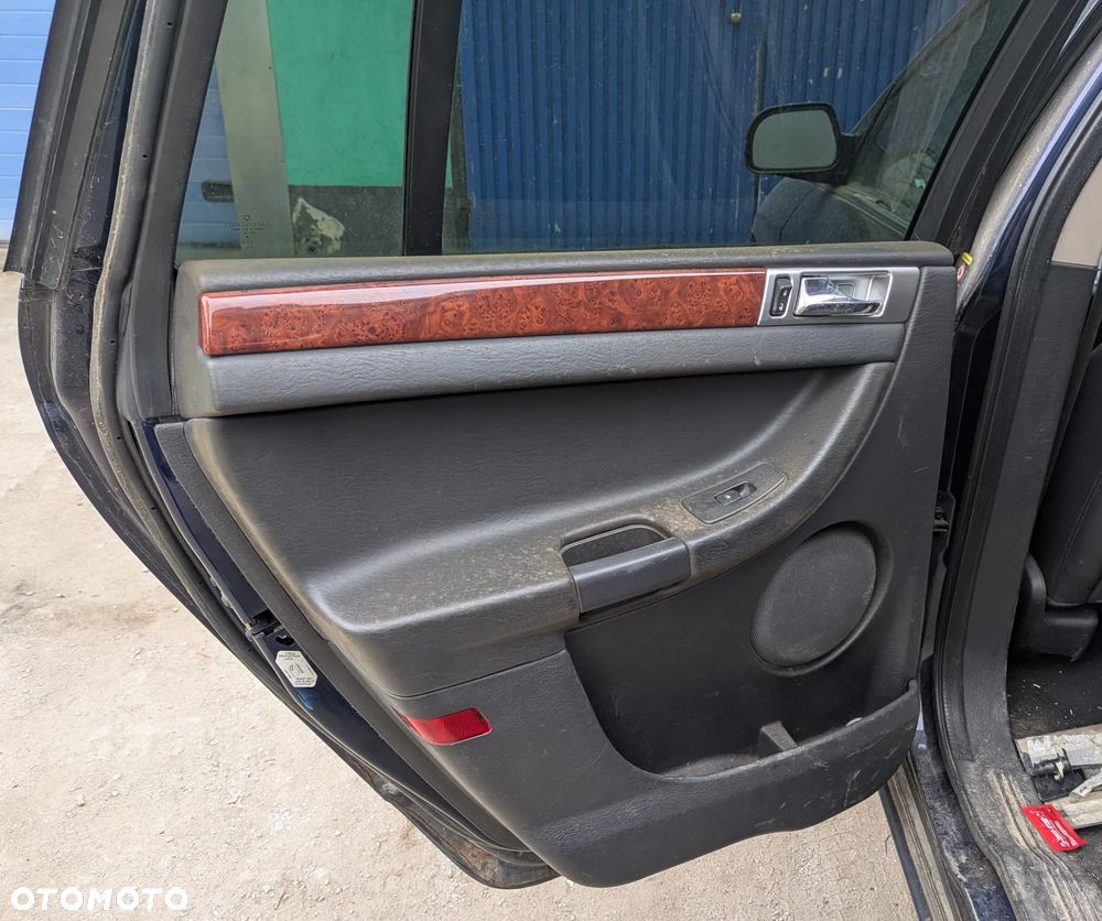 DRZWI LEWY TYŁ CHRYSLER PACIFICA - 2