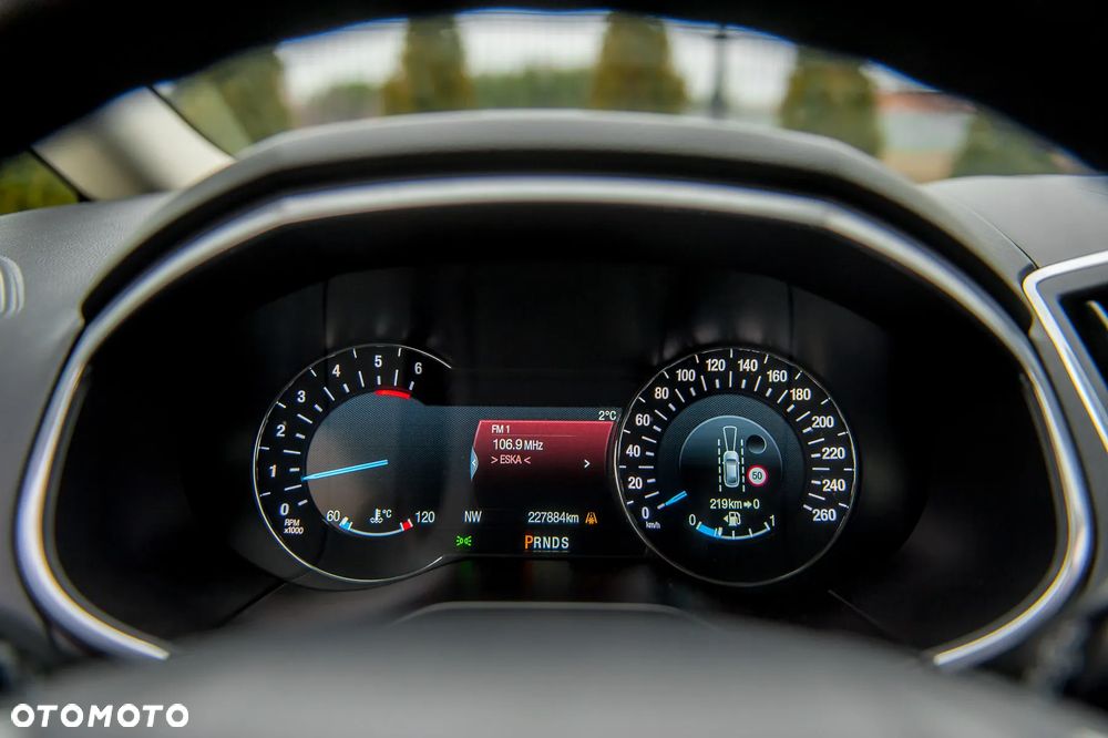 Ford S-Max 2.0 TDCi 4WD Titanium PowerShift - 29