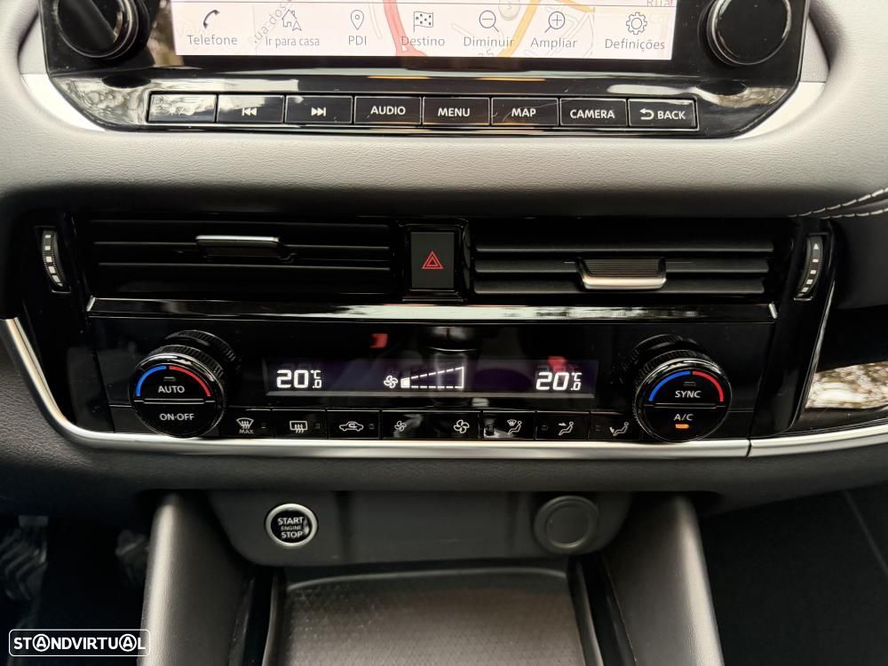 Nissan Qashqai 1.3 DIG-T N-Connecta J18 - 28