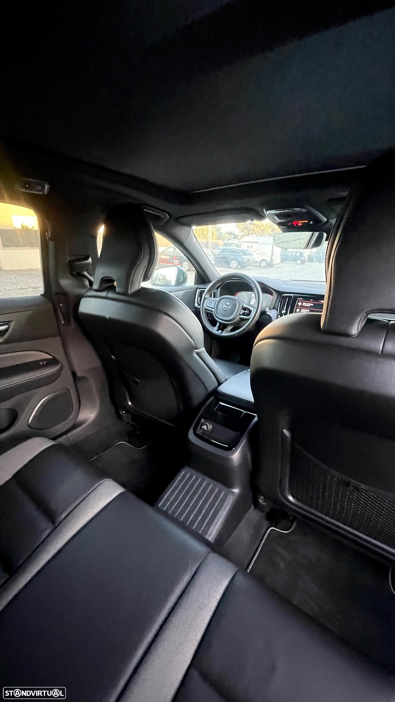 Volvo V60 2.0 T6 AWD TE R-Design - 14