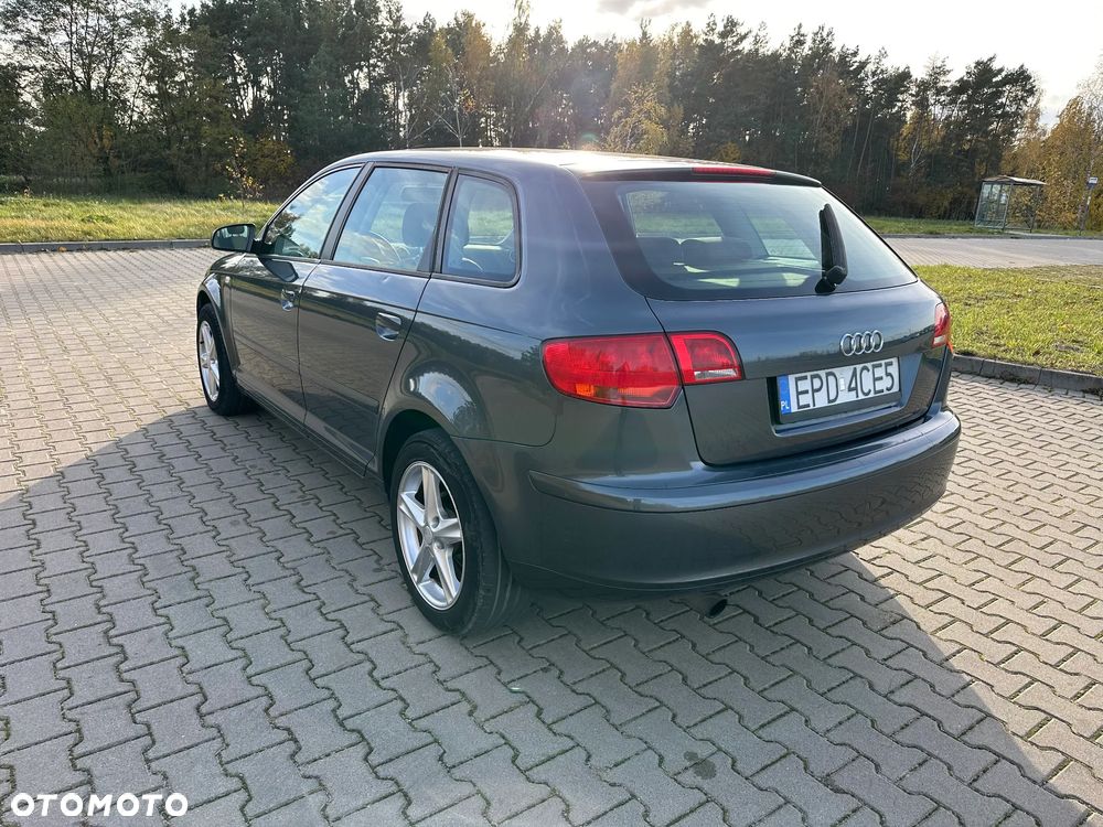 Audi A3 Sportback - 5