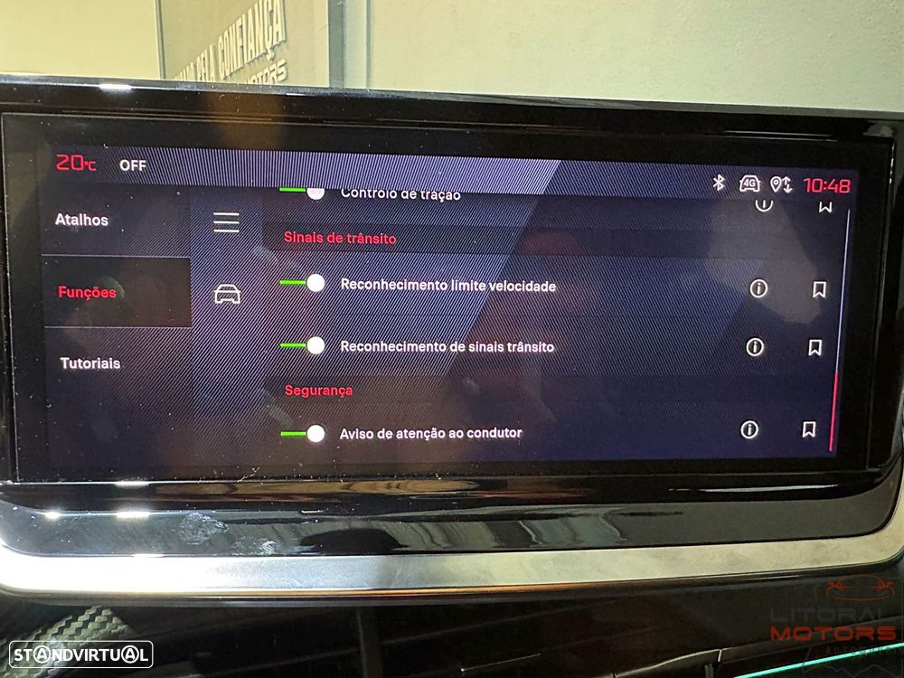 Peugeot 2008 1.2 PureTech GT EAT8 - 36