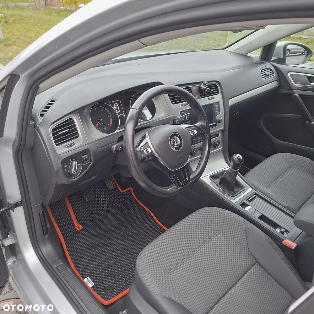 Volkswagen Golf 1.6 BlueTDI Comfortline - 5