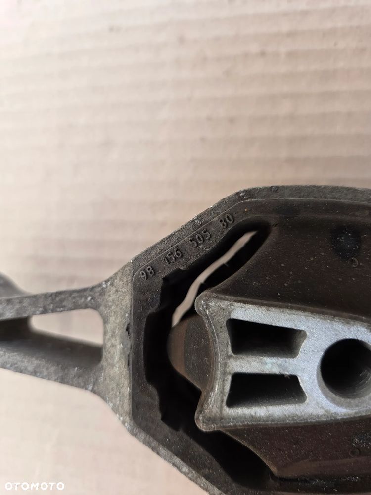 Łapa poduszka silnika dolna Citroen C3 III 1.2   9815650580 - 4