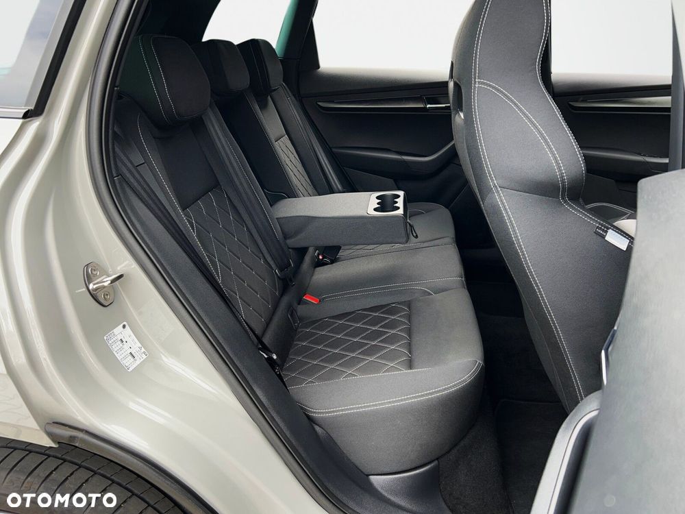 Skoda Karoq 1.5 TSI ACT Sportline DSG - 14