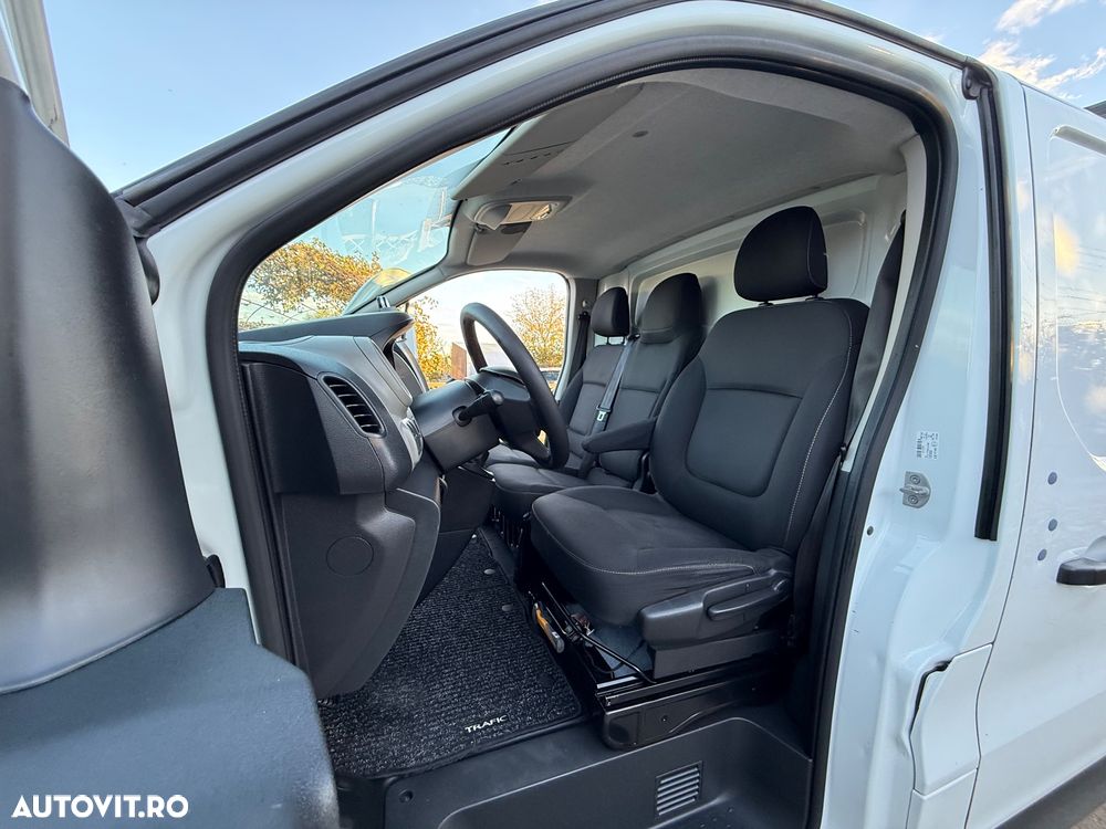 Renault Trafic ENERGY dCi 125 Grand Combi Expression - 19