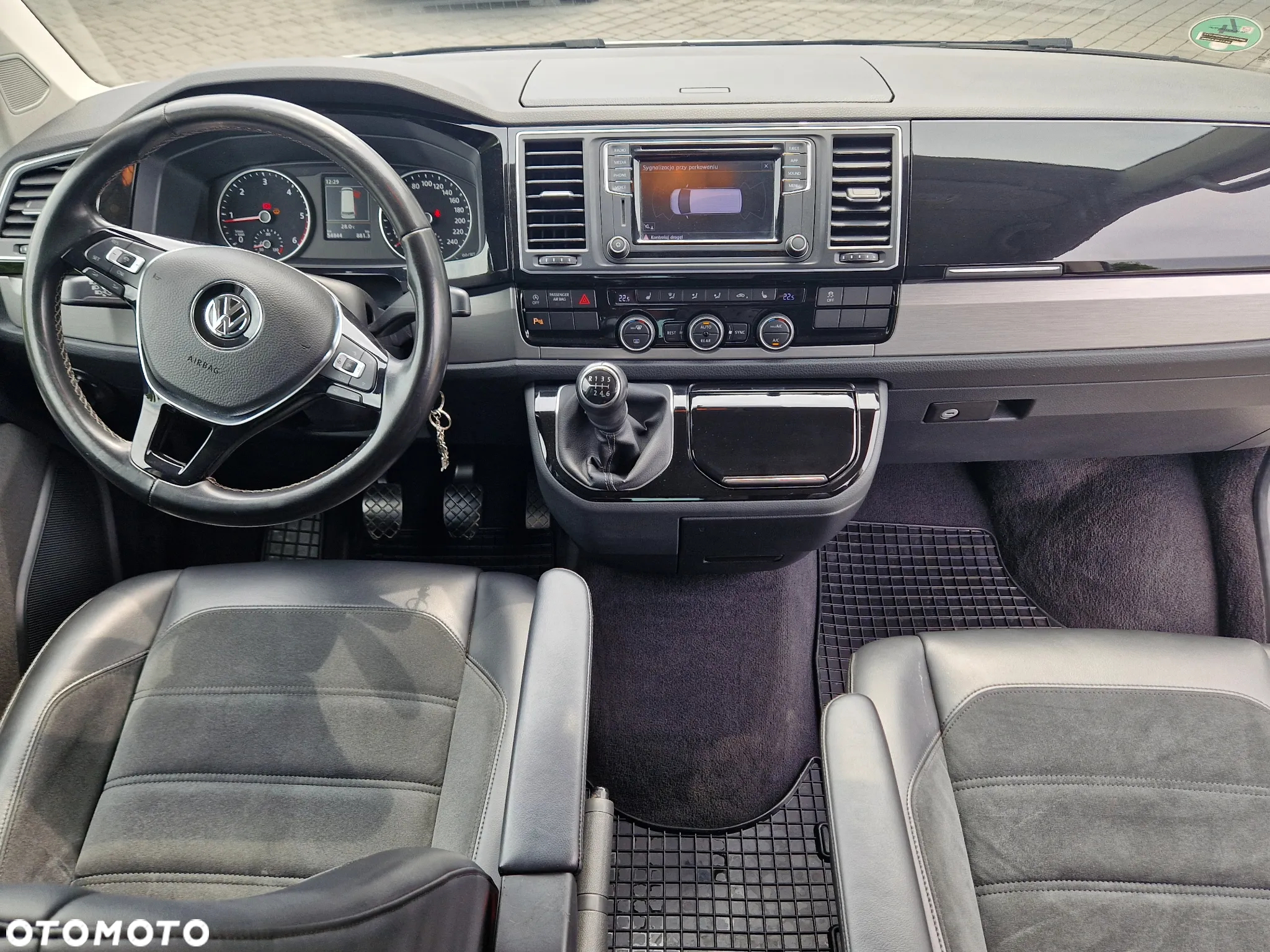 Volkswagen Multivan 2.0 TDI L1 Highline - 16