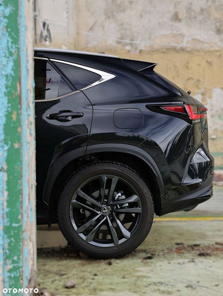 Lexus NX 450h+ Prestige AWD - 17