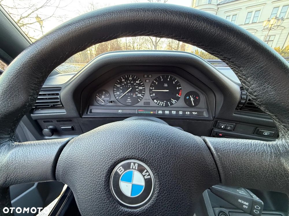 BMW Seria 3 - 33