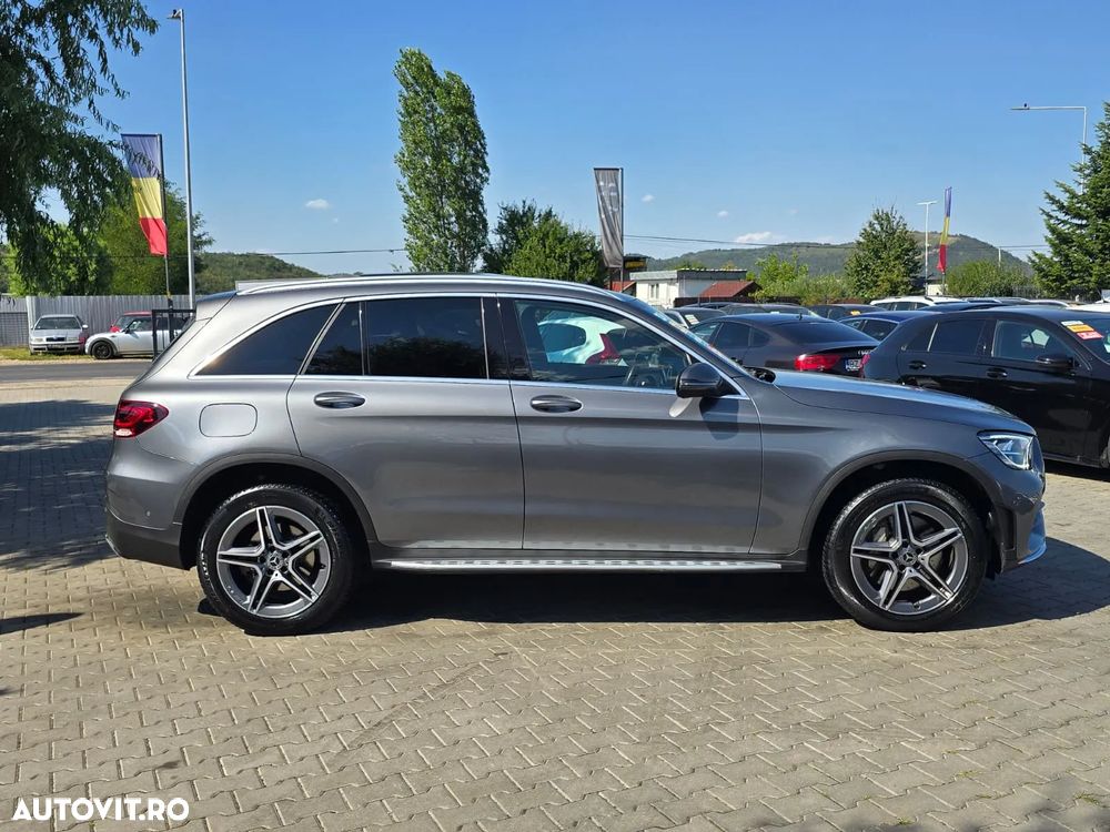 Mercedes-Benz GLC 300 e 4Matic 9G-TRONIC Edition AMG Line - 5