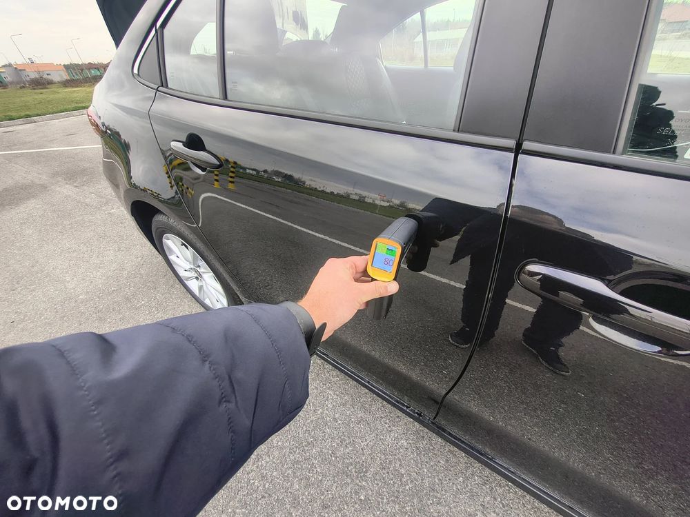 Toyota Corolla 1.8 Hybrid Comfort - 28