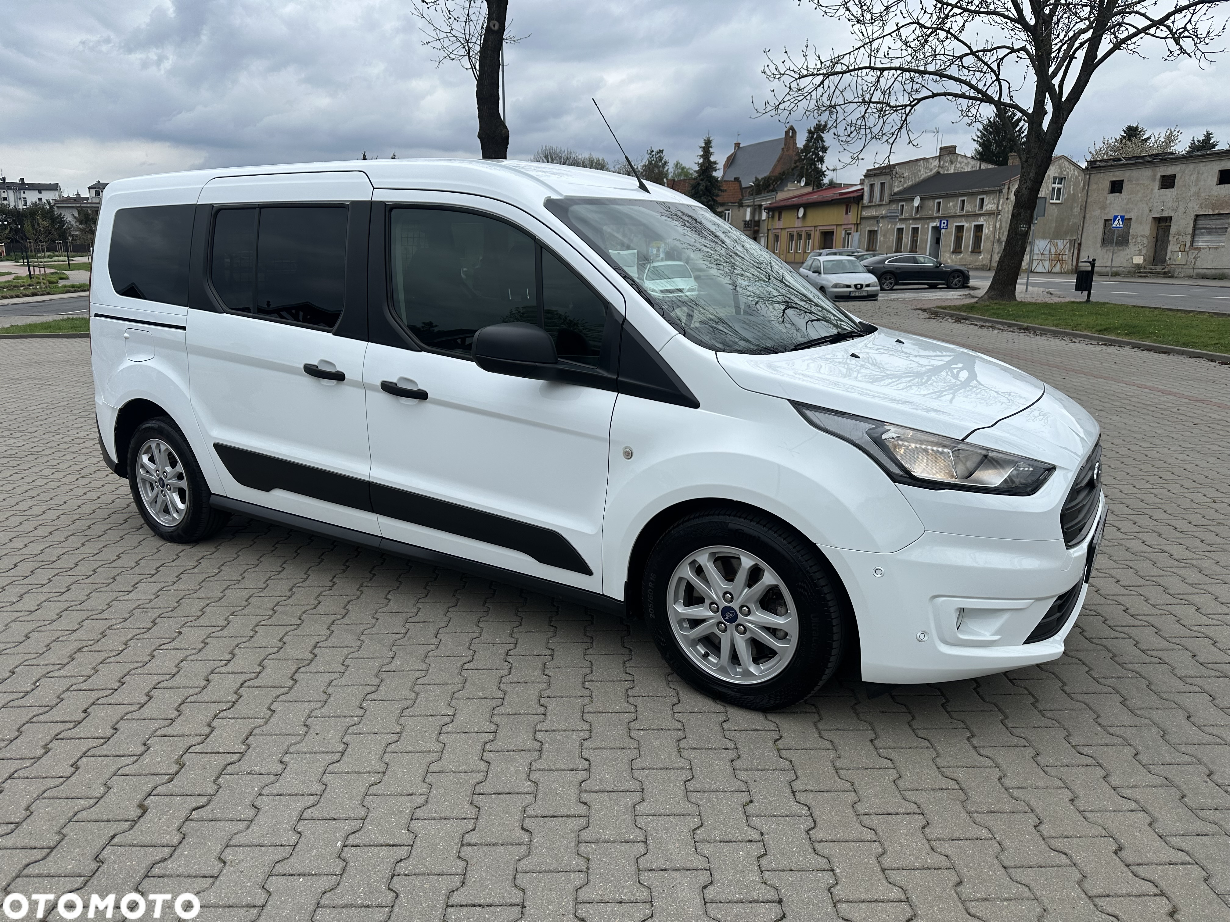 Ford Transit Connect - 7