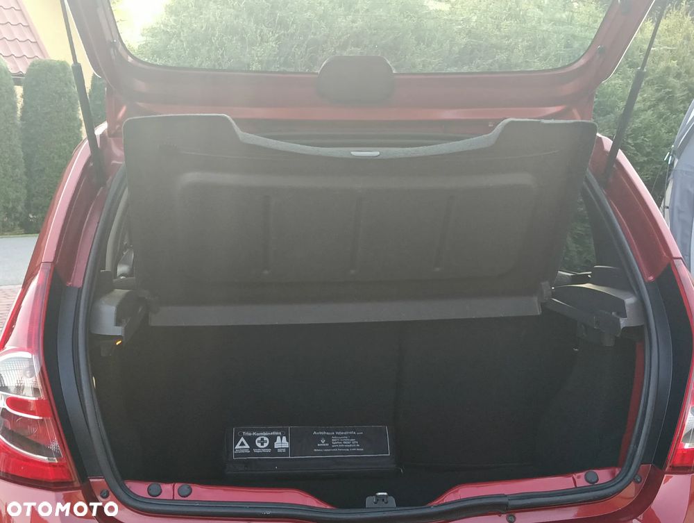 Dacia Sandero Stepway 1.6 - 8