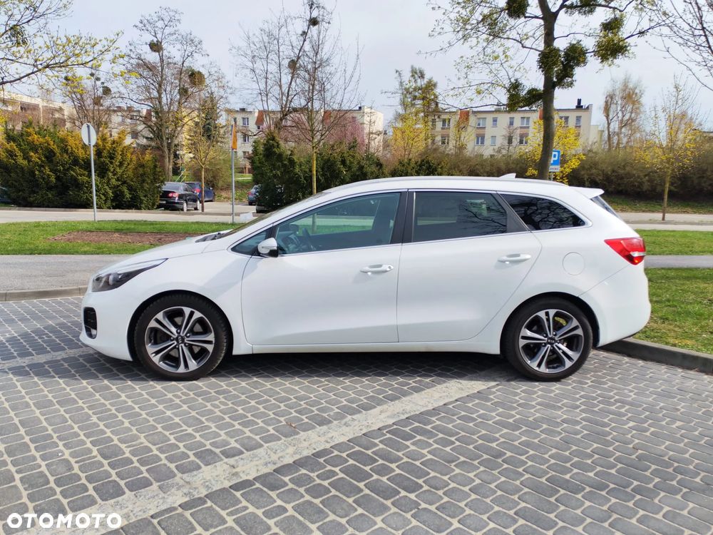 Kia Ceed 1.6 CRDi GT Line - 8