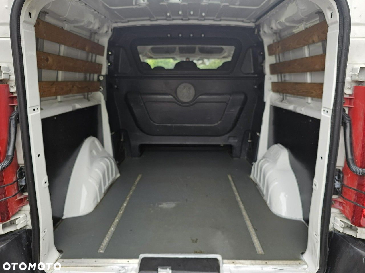 Peugeot Expert - 11