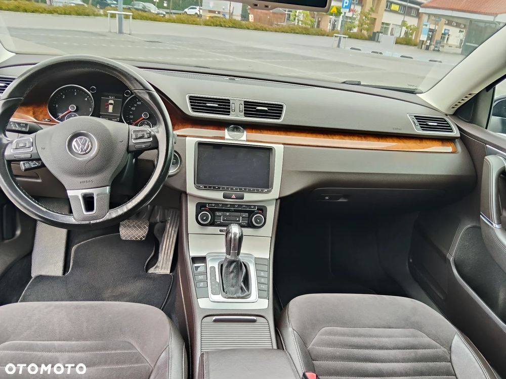 Volkswagen Passat 2.0 TDI DSG BlueMotion Technology Highline - 12