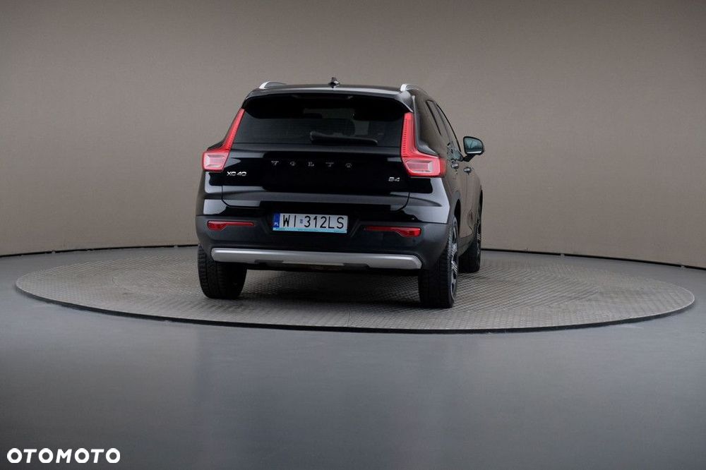 Volvo XC 40 - 5