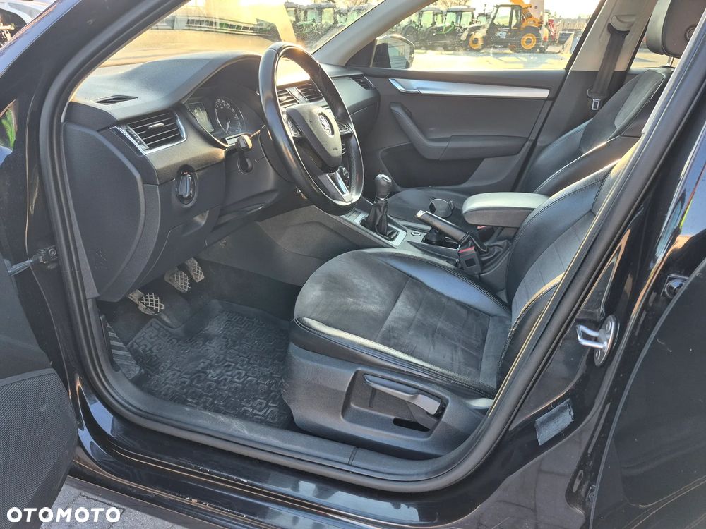 Skoda Octavia 2.0 TDI Style - 8