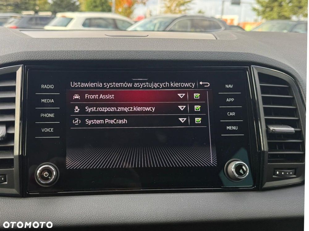 Skoda Karoq 1.5 TSI ACT Sportline DSG - 23