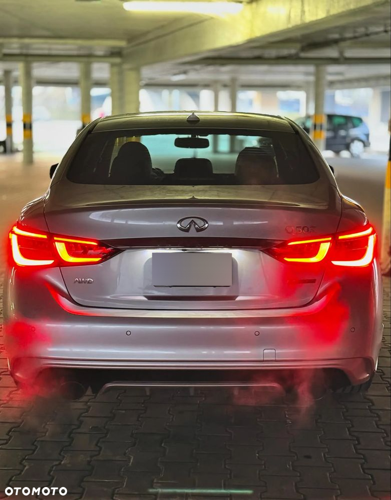 Infiniti Q50 - 2