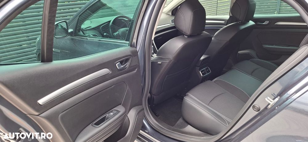 Renault Megane Blue dCi 116 EDC Intens - 12