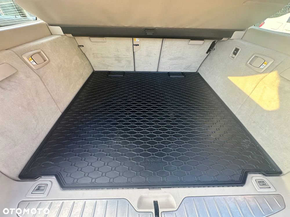 BMW Seria 5 520d - 30