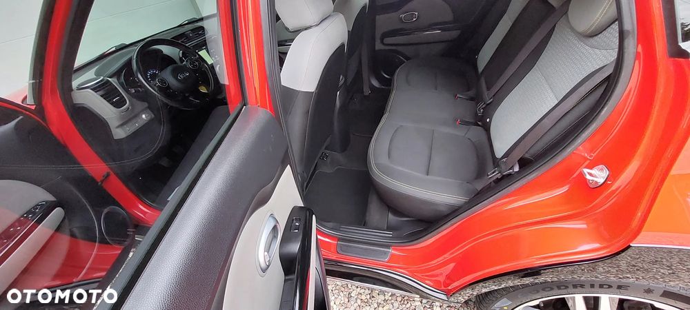 Kia Soul 1.6 CRDI L Business Line - 21