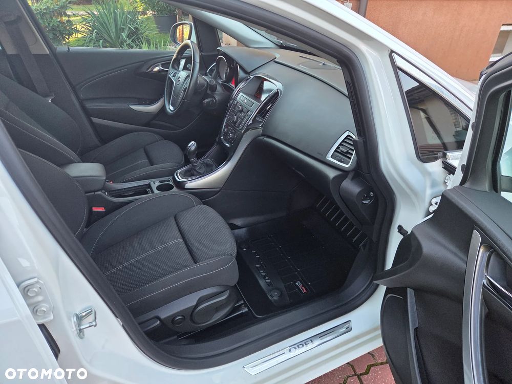 Opel Astra - 11