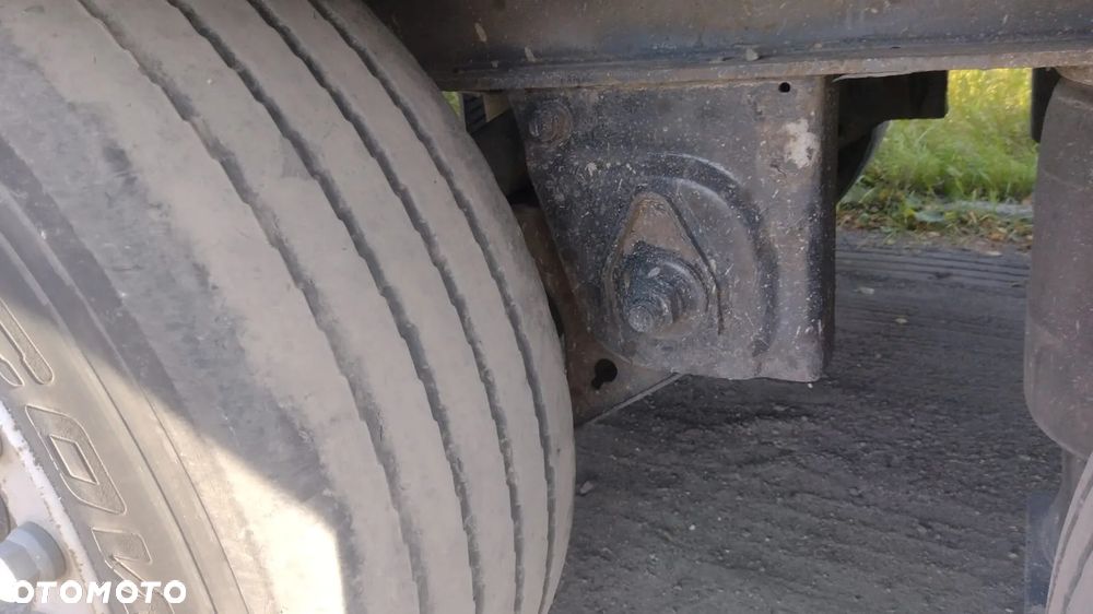 Krone Firanka 2013 standard opony 55 Saf os podnoszona - 7