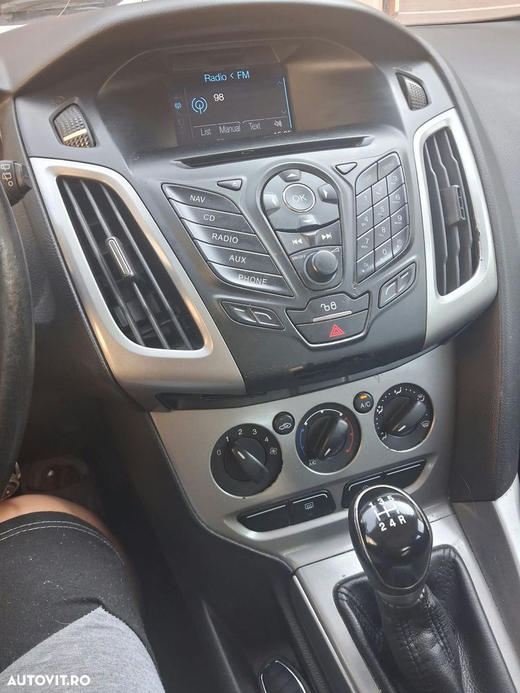 Ford Focus 1.0 EcoBoost Start-Stopp-System SYNC Edition - 12