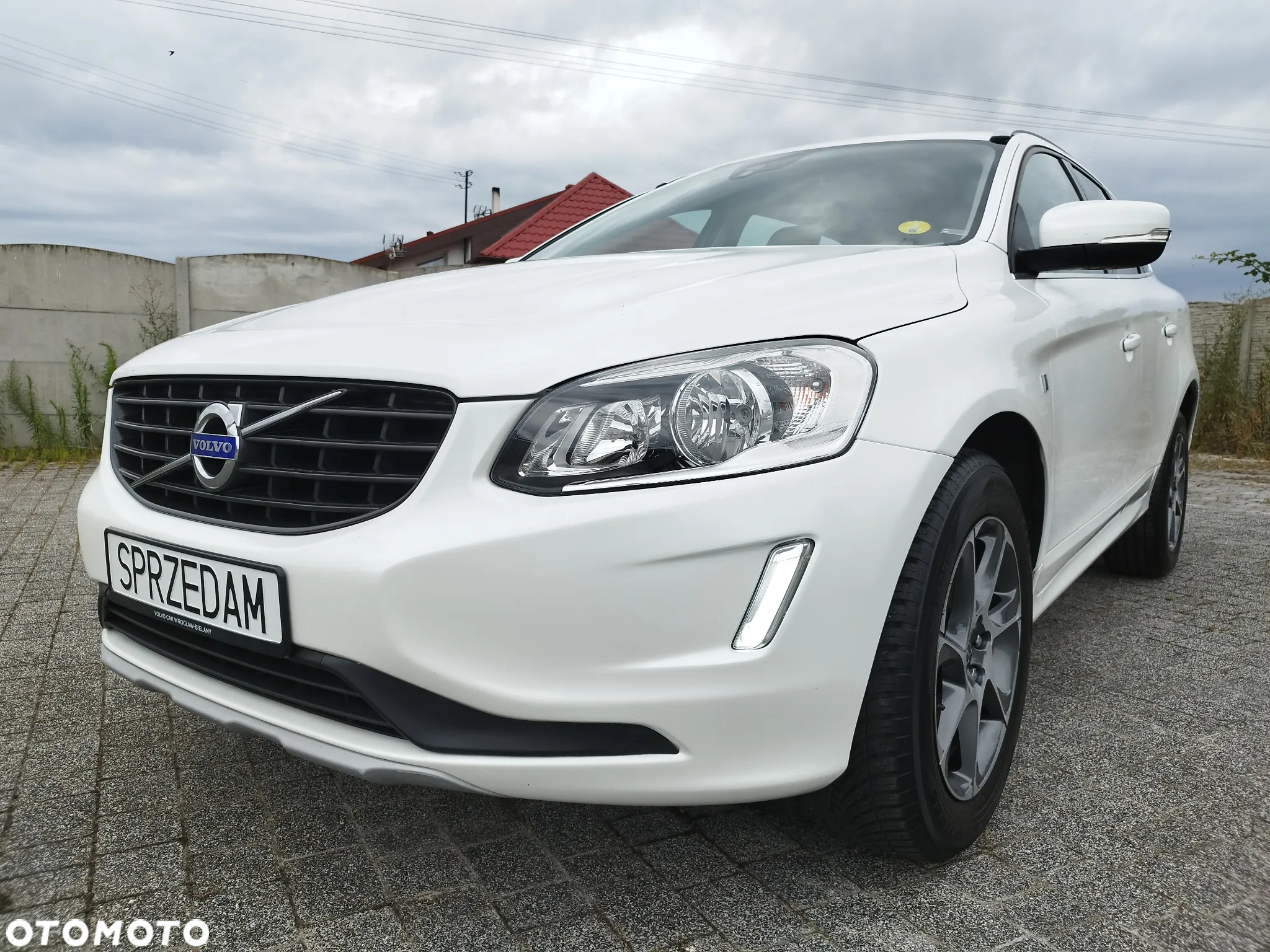 Volvo XC 60 D3 Drive-E Ocean Race - 10
