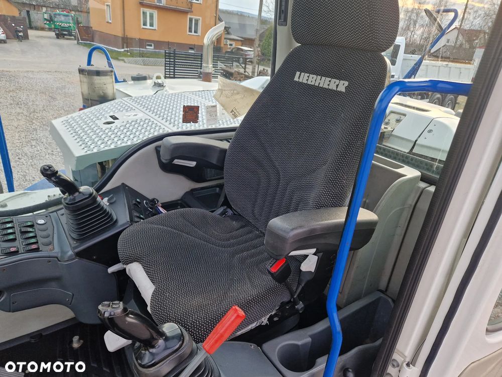 Liebherr A 311 Litronic - 17