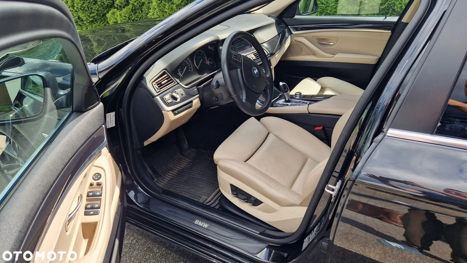 BMW Seria 5 530d xDrive - 8