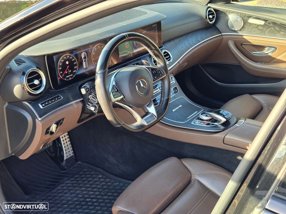 Mercedes-Benz E 63 AMG S 4-Matic+ - 14
