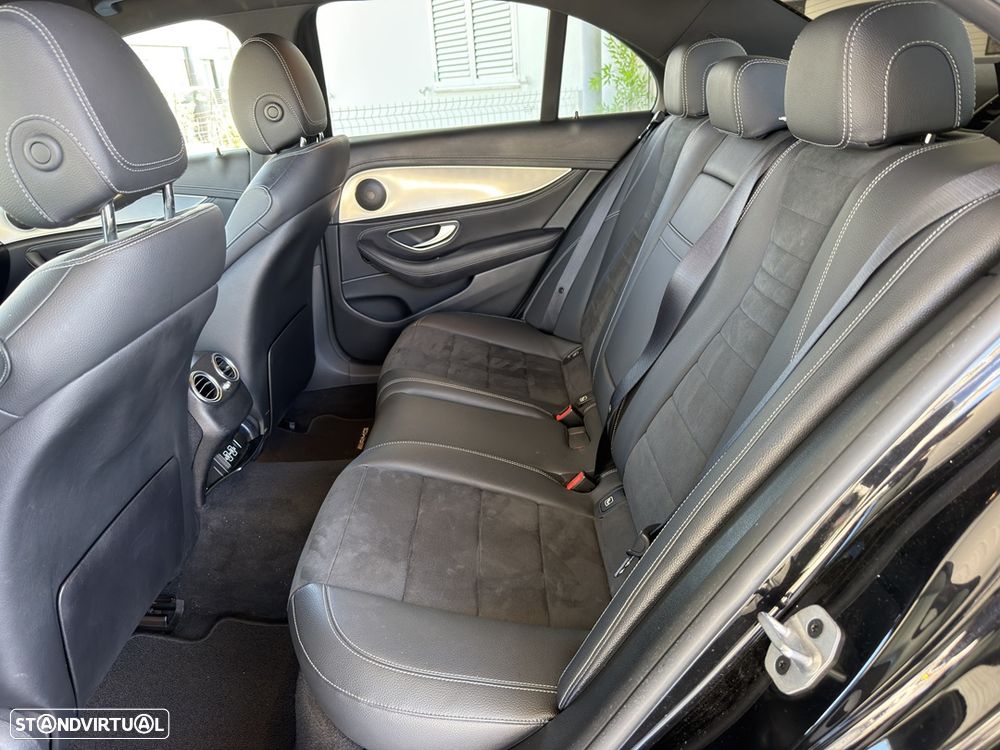 Mercedes-Benz E 220 d AMG Line - 24