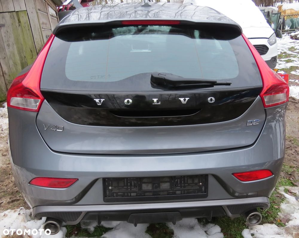 VOLVO V40 II 2.0 D2 D4204T8 LAKIER 714-16 NA CZĘŚCI - 2