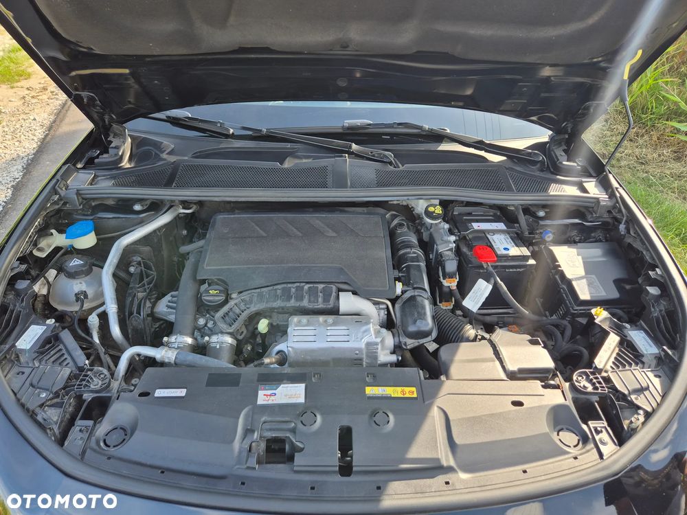 Peugeot 308 1.2 PureTech Allure S&S EAT8 - 15