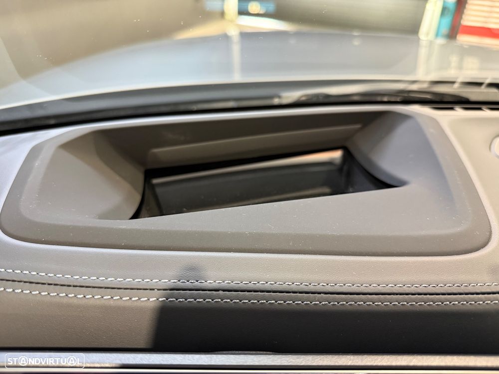 BMW M3 Competition xDrive - 51