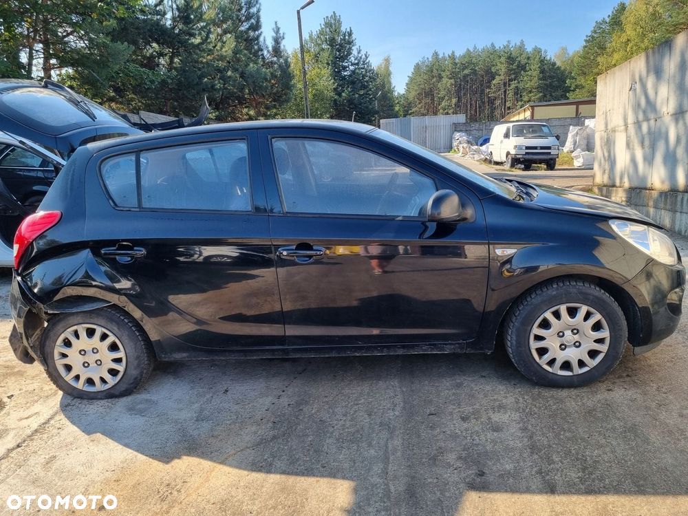 HYUNDAI i20 I 08-12 2010 r. FR DRZWI PRAWY TYŁ PRAWE TYLNE PT + - 1