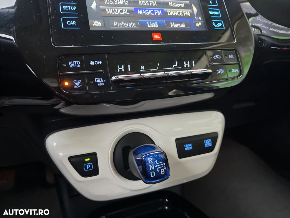 Toyota Prius (Hybrid) Luna - 18