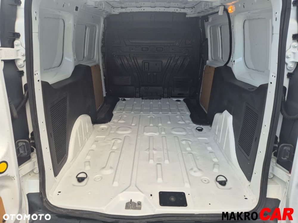 Ford Transit Connect - 13