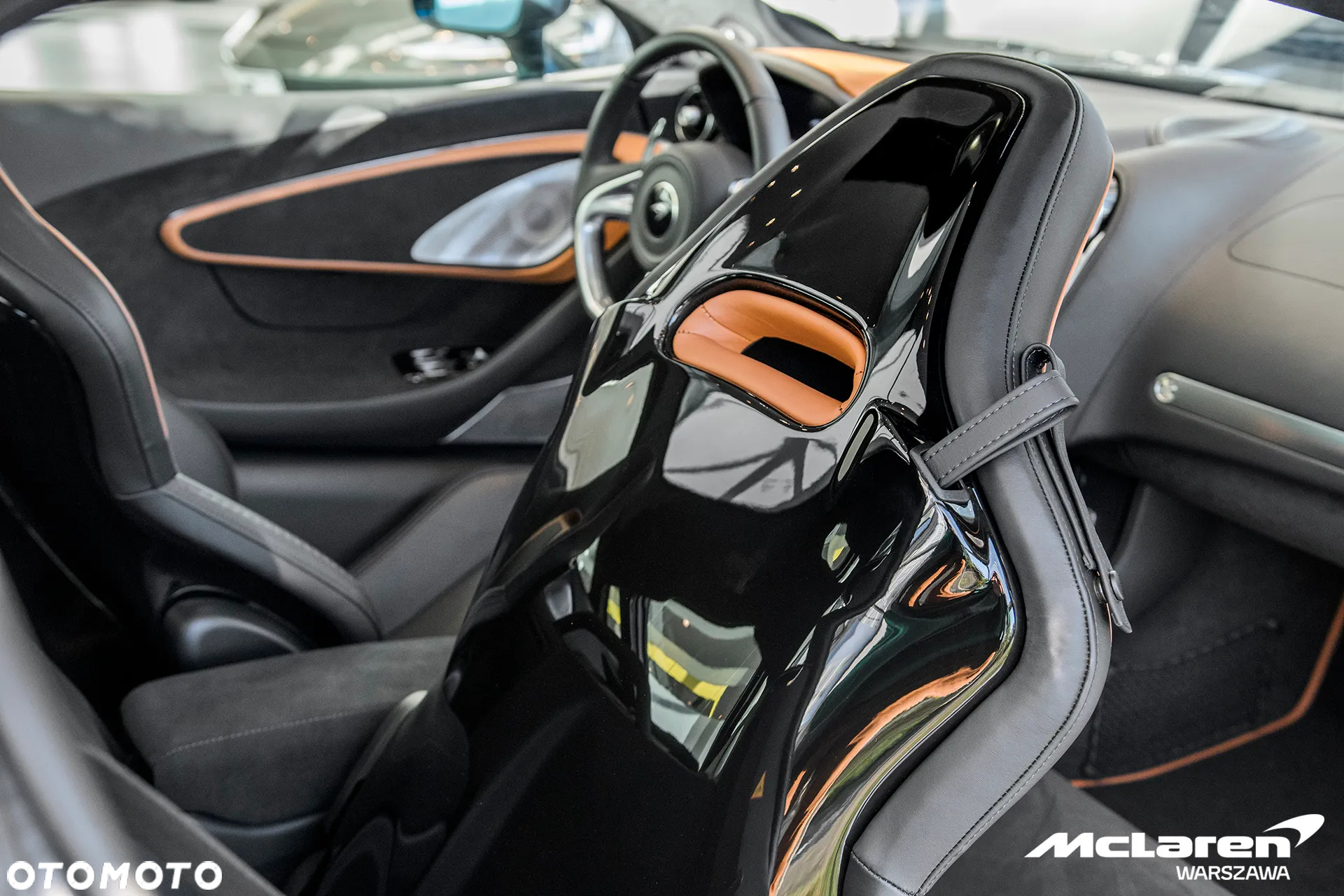 McLaren GT - 10